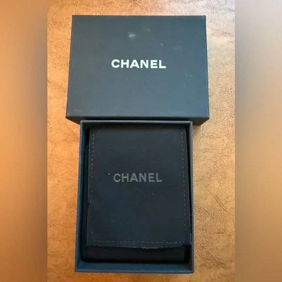 Chanel Crystal CC Flower Charm Pendant w/16” Gold Plated Necklace & Packaging - Picture 10 of 14